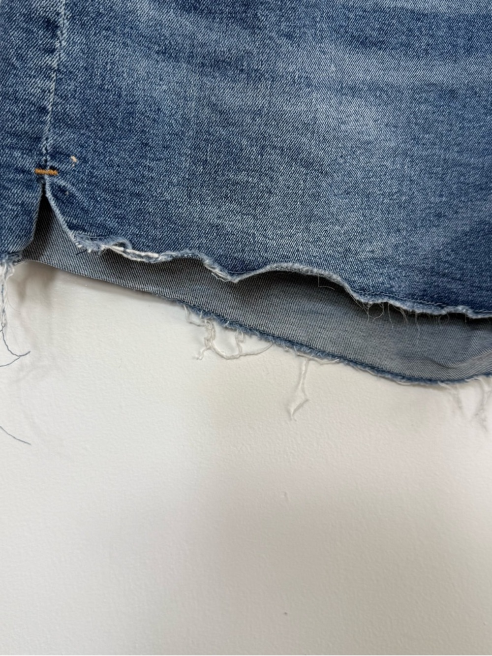 Denizen from Levi's Distressed Denim Cut Off Shorts | Size 16 | Mid Wash - Picture 2 of 6
